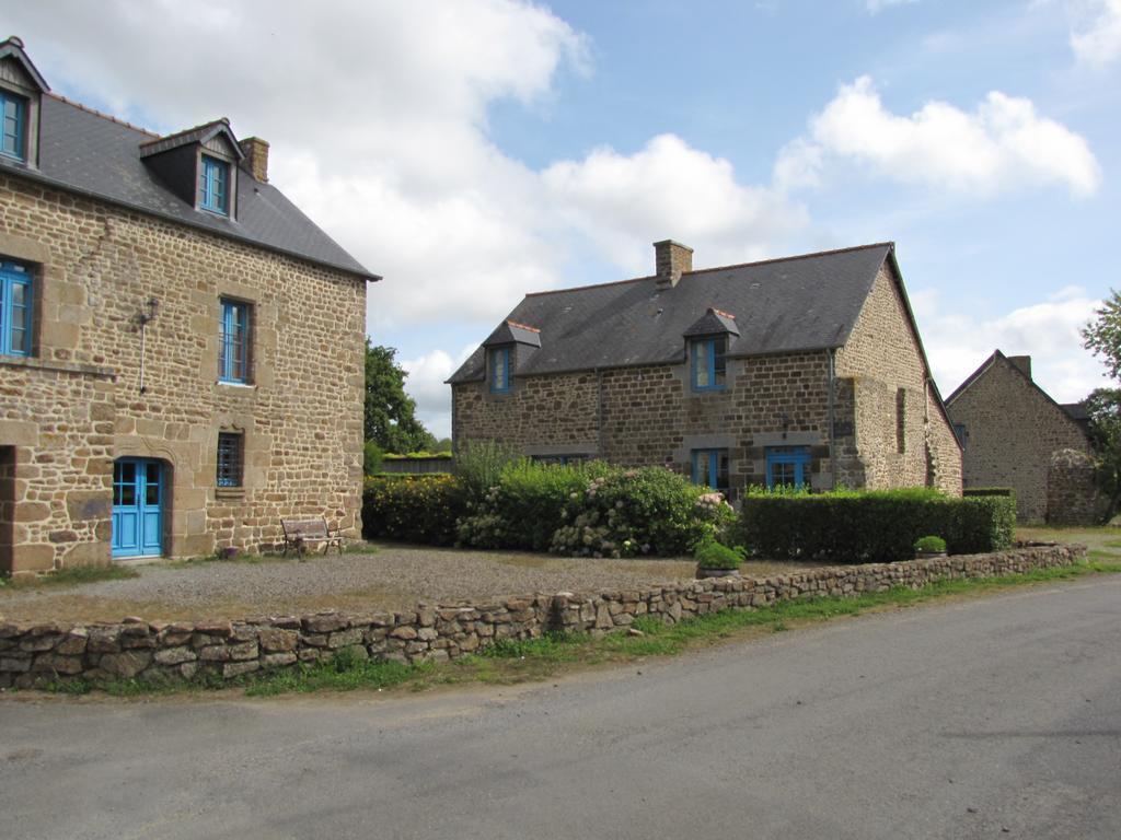 Sarl Verrerie Royale Val-Couesnon Extérieur photo