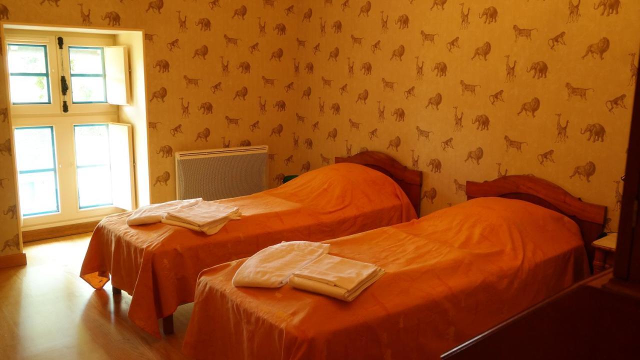 Sarl Verrerie Royale Val-Couesnon Extérieur photo